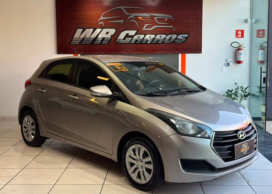 HYUNDAI HB20 1.0 COMFORT 12V FLEX 4P MANUAL HYUNDAI HB20 1.0 COMFORT 12V FLEX 4P MANUAL